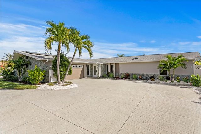 350 N JULIA CIRCLE, St Pete Beach, FL 33706