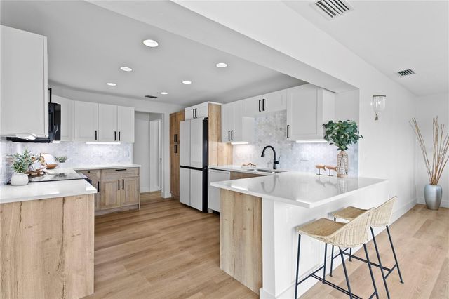 350 N JULIA CIRCLE, St Pete Beach, FL 33706