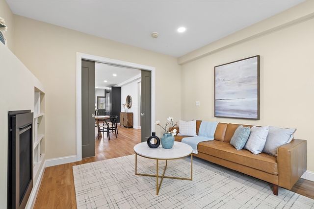 12 Foskett St 1, Somerville, MA 02144