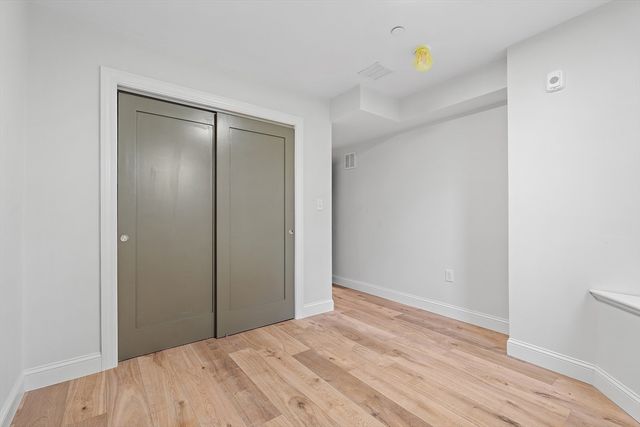 12 Foskett St 1, Somerville, MA 02144