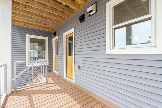 12 Foskett St 1, Somerville, MA 02144