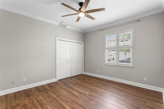 1230 DARLINGTON OAK CIRCLE NE, St Petersburg, FL 33703