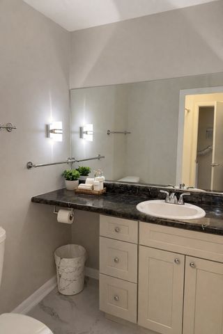 420 Walton Ln Apt M73, Madison, TN 37115