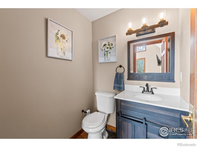 317 Dunraven Glade Road, Glen Haven, CO 80532