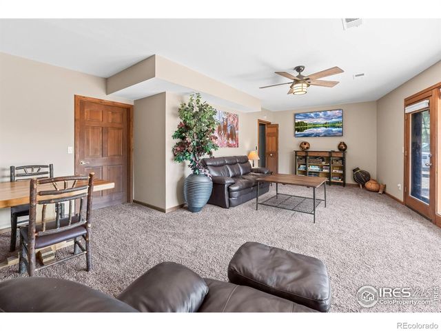 317 Dunraven Glade Road, Glen Haven, CO 80532