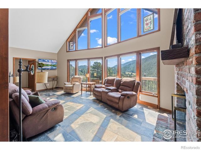 317 Dunraven Glade Road, Glen Haven, CO 80532