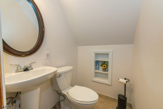 372 E Shore Trl, Sparta Twp., NJ 07871