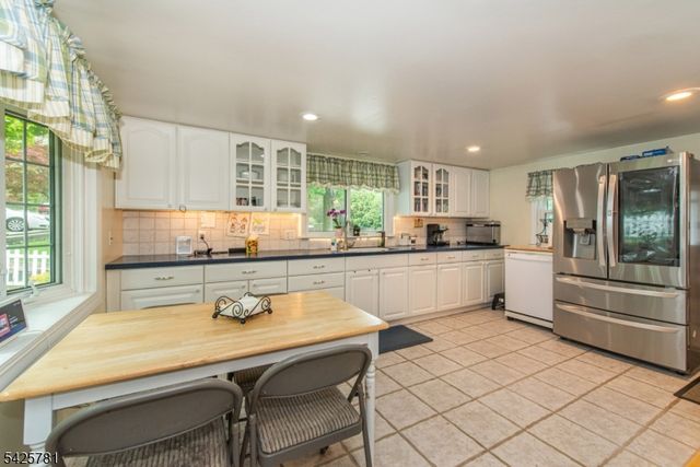 372 E Shore Trl, Sparta Twp., NJ 07871