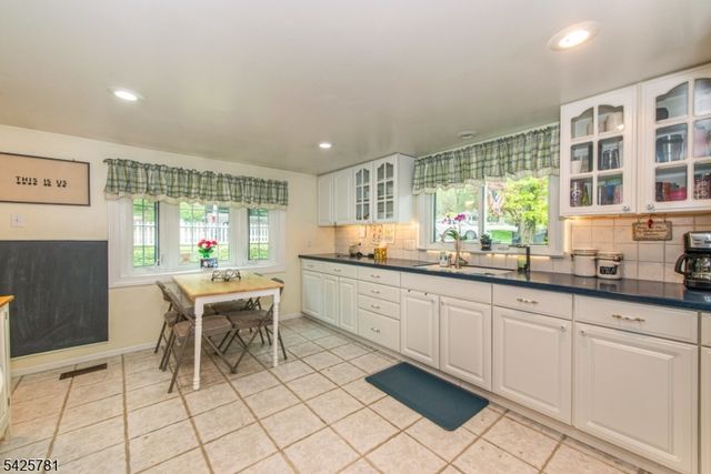 372 E Shore Trl, Sparta Twp., NJ 07871