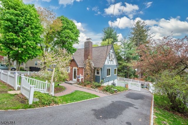 372 E Shore Trl, Sparta Twp., NJ 07871
