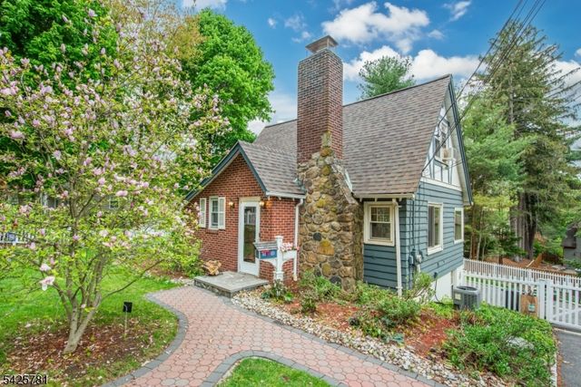 372 E Shore Trl, Sparta Twp., NJ 07871