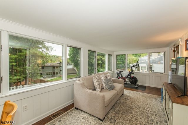 372 E Shore Trl, Sparta Twp., NJ 07871