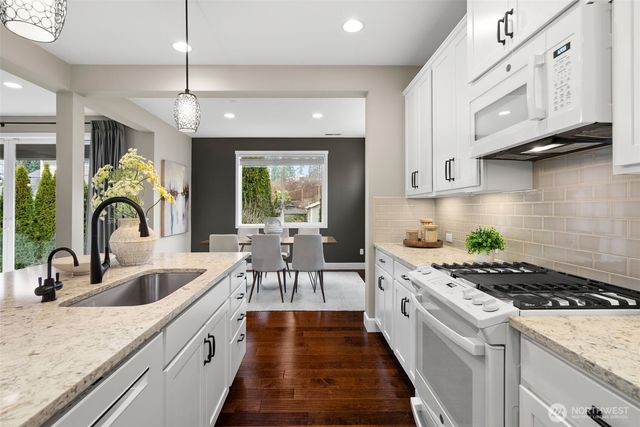 20914 83rd Street Ct E, Bonney Lake, WA 98391