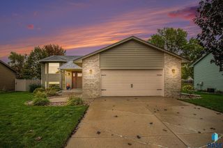 7404 W Strabane St Street, Sioux Falls, SD 57106