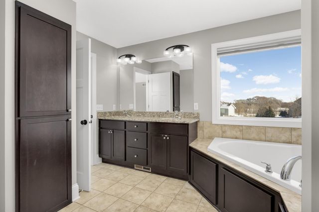 19386 Carmel Trail, Farmington, MN 55024