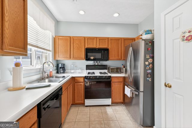 368 West Oaks Trail, Woodstock, GA 30188