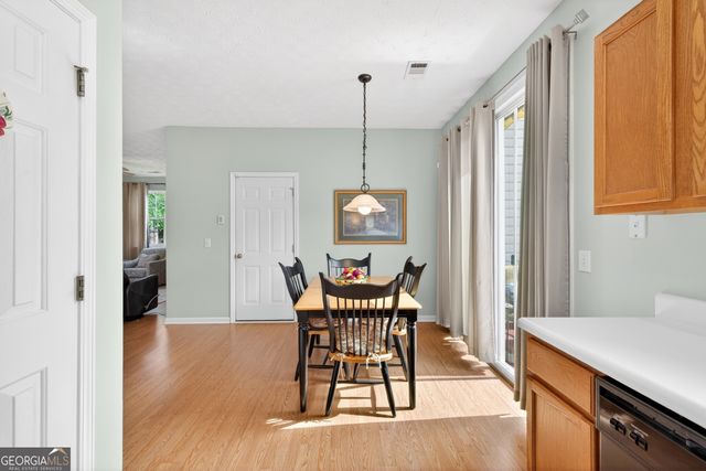 368 West Oaks Trail, Woodstock, GA 30188