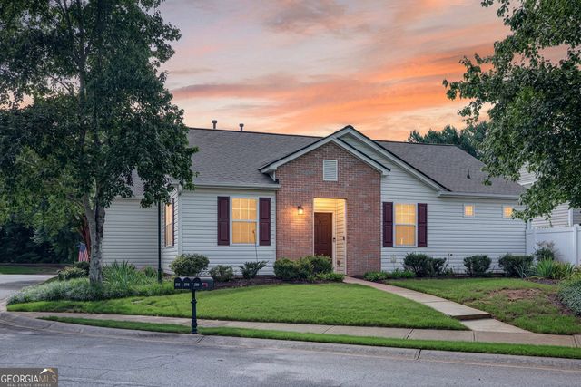 368 West Oaks Trail, Woodstock, GA 30188