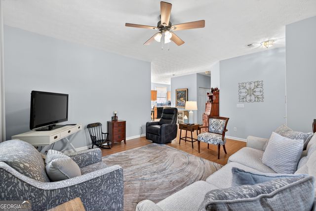 368 West Oaks Trail, Woodstock, GA 30188