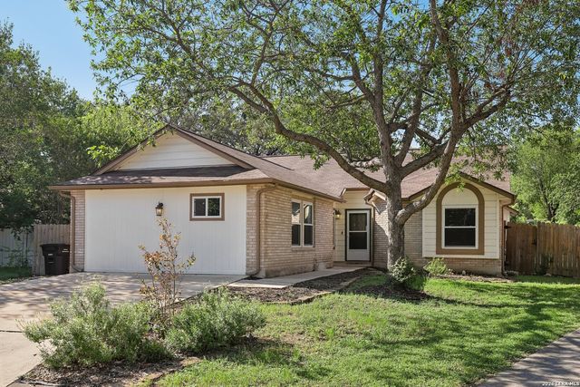 13802 LAUREL HOLLOW DR, San Antonio, TX 78232
