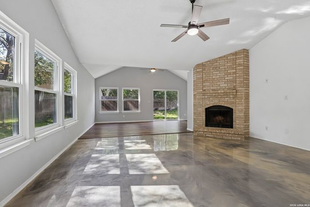 13802 LAUREL HOLLOW DR, San Antonio, TX 78232