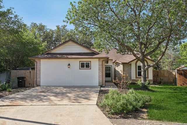 13802 LAUREL HOLLOW DR, San Antonio, TX 78232