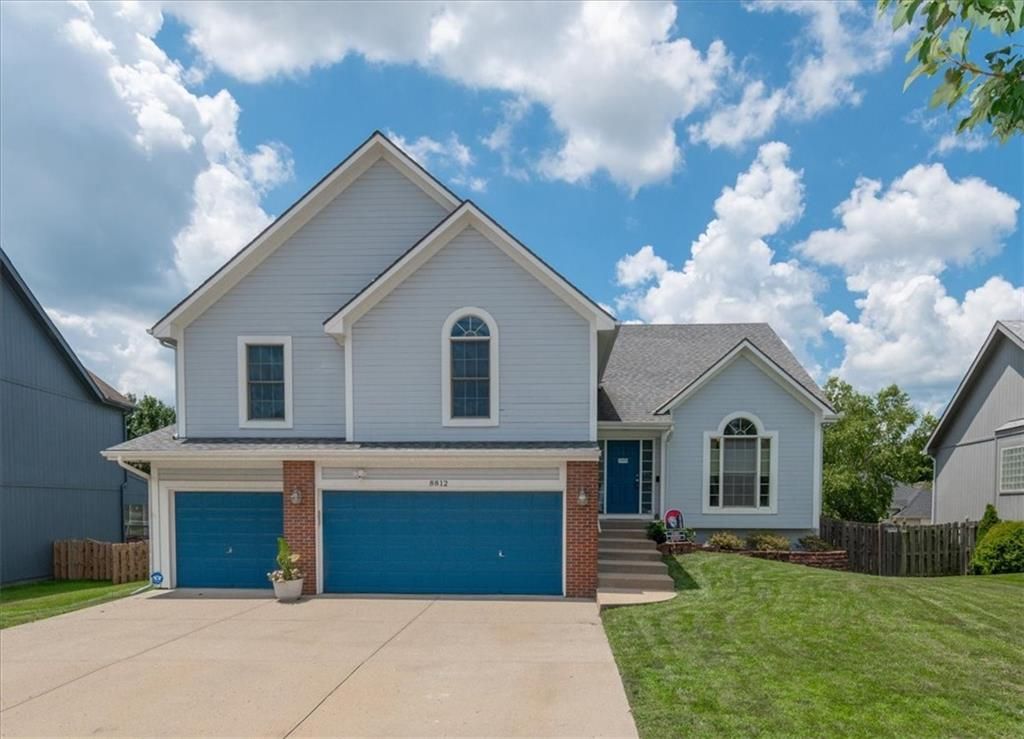 8812 N Cosby Avenue, Kansas City, MO 64154