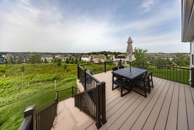 1696 73rd Street W, Inver Grove Heights, MN 55077