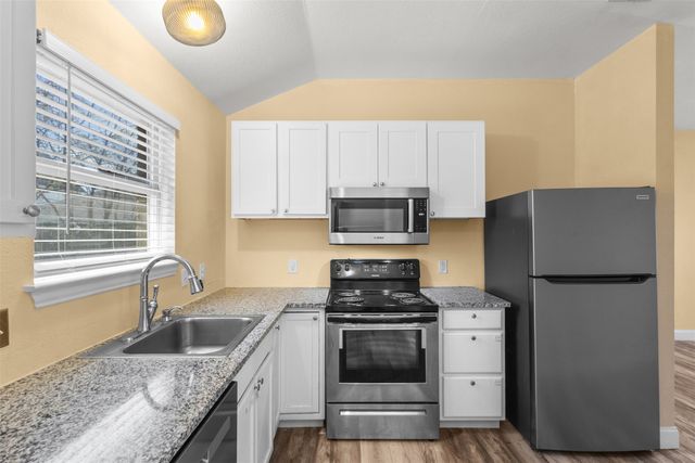 1730 Shaw Street, Dallas, TX 75212