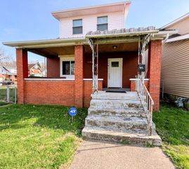 2149 9th Avenue, Huntington, WV 25703