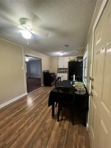 1328 E Jessamine Street, Fort Worth, TX 76104