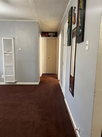 1328 E Jessamine Street, Fort Worth, TX 76104