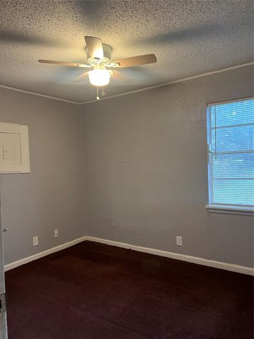 1328 E Jessamine Street, Fort Worth, TX 76104