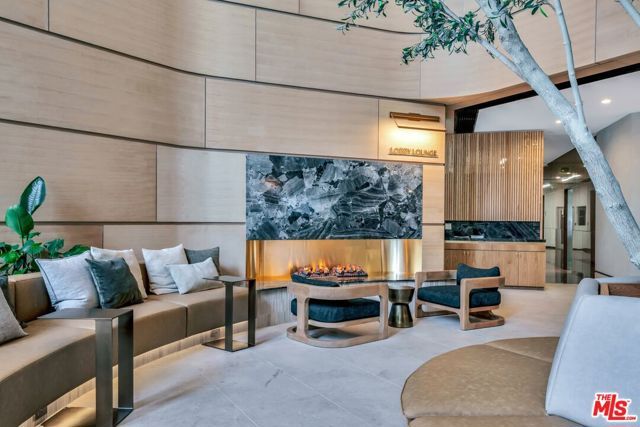 1100 Wilshire Boulevard 2207, Los Angeles, CA 90017