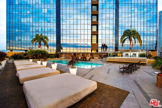 1100 Wilshire Boulevard 2207, Los Angeles, CA 90017