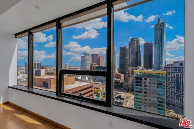 1100 Wilshire Boulevard 2207, Los Angeles, CA 90017