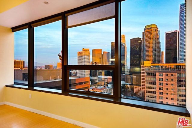 1100 Wilshire Boulevard 2207, Los Angeles, CA 90017