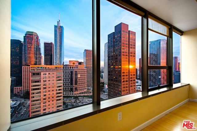 1100 Wilshire Boulevard 2207, Los Angeles, CA 90017