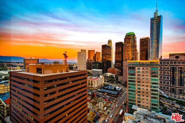 1100 Wilshire Boulevard 2207, Los Angeles, CA 90017