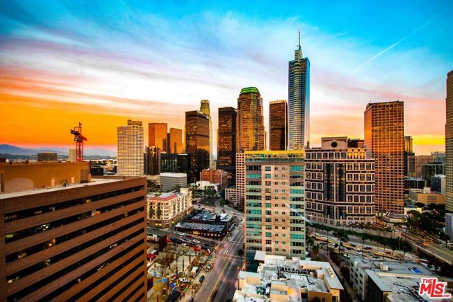 1100 Wilshire Boulevard 2207, Los Angeles, CA 90017