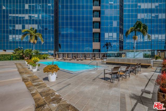 1100 Wilshire Boulevard 2207, Los Angeles, CA 90017