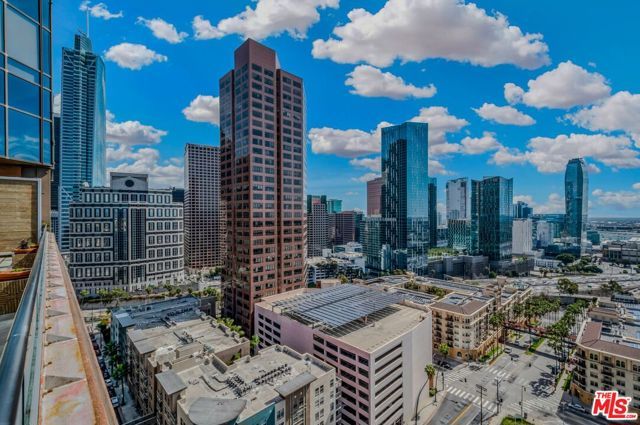 1100 Wilshire Boulevard 2207, Los Angeles, CA 90017