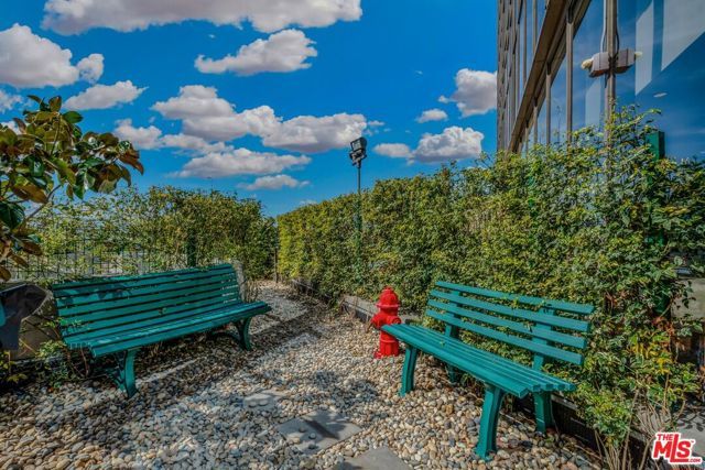 1100 Wilshire Boulevard 2207, Los Angeles, CA 90017