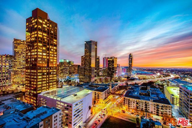 1100 Wilshire Boulevard 2207, Los Angeles, CA 90017