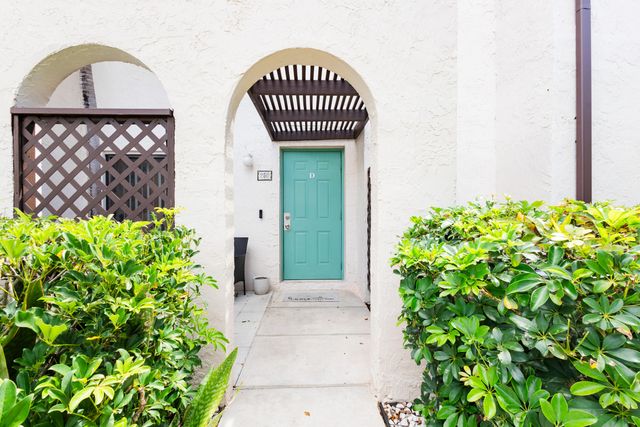 21820 Cypress Circle 25d, Boca Raton, FL 33433