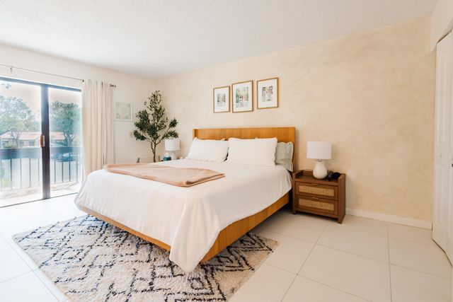 21820 Cypress Circle 25d, Boca Raton, FL 33433