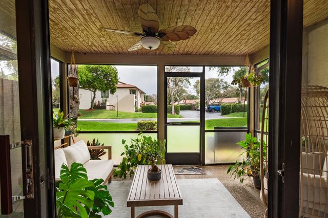 21820 Cypress Circle 25d, Boca Raton, FL 33433