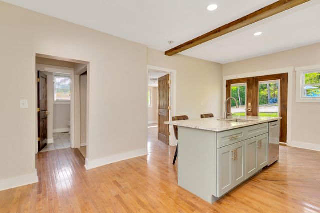114 Peace Street, Chattanooga, TN 37415