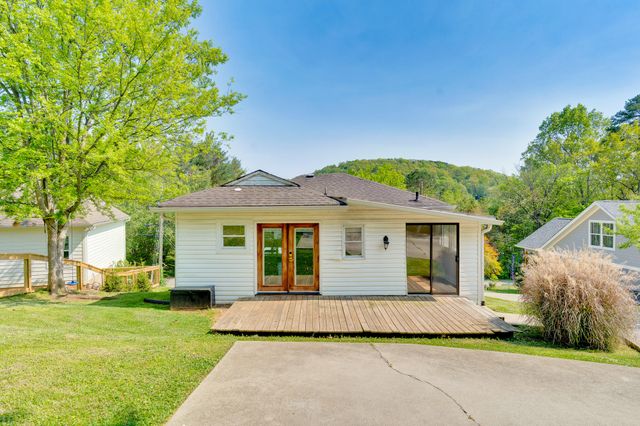 114 Peace Street, Chattanooga, TN 37415