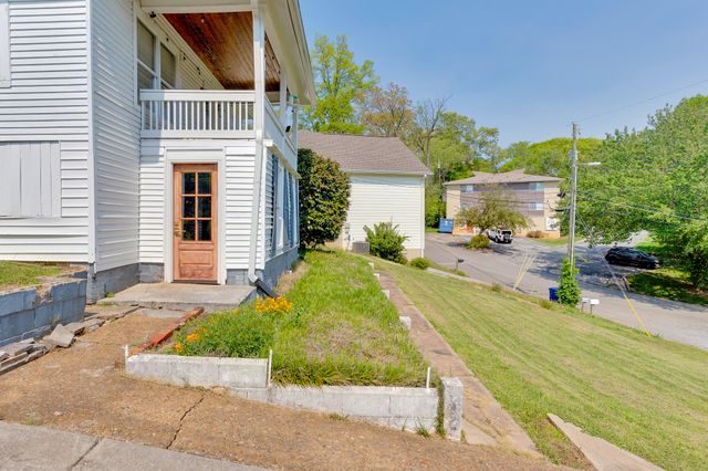 114 Peace Street, Chattanooga, TN 37415